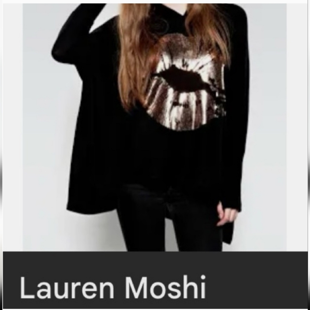 Lauren Moshi Black Top with Gold Sequin Lip Graphic